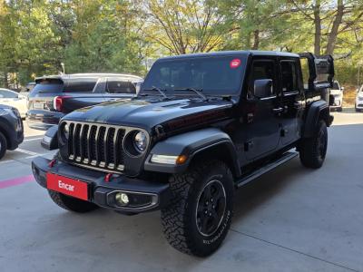 2023 Jeep Gladiator