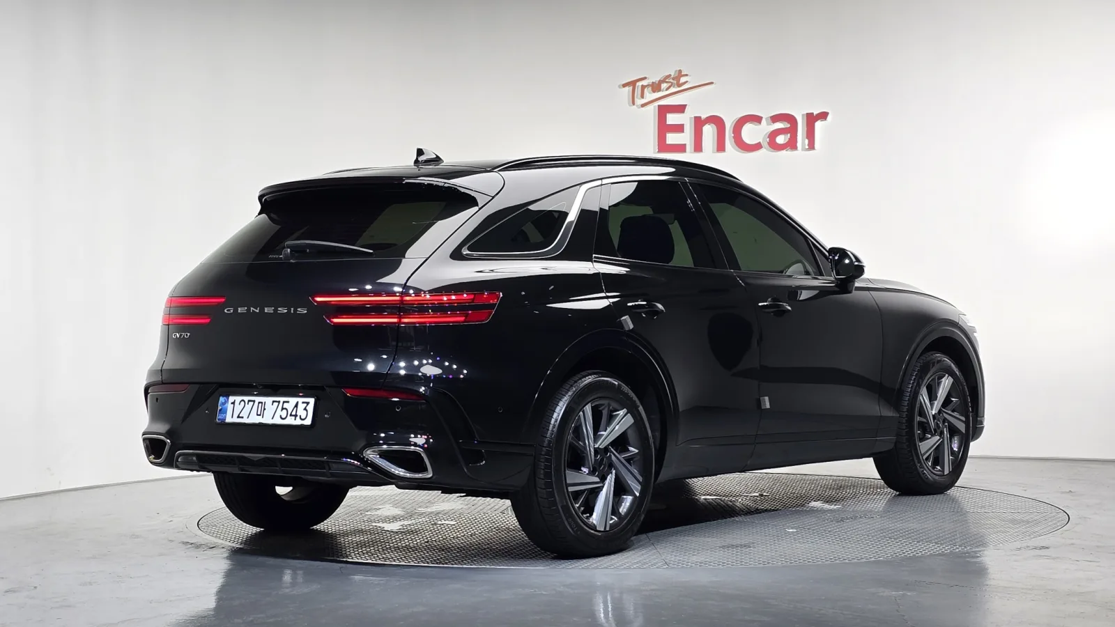 2025 Genesis GV70