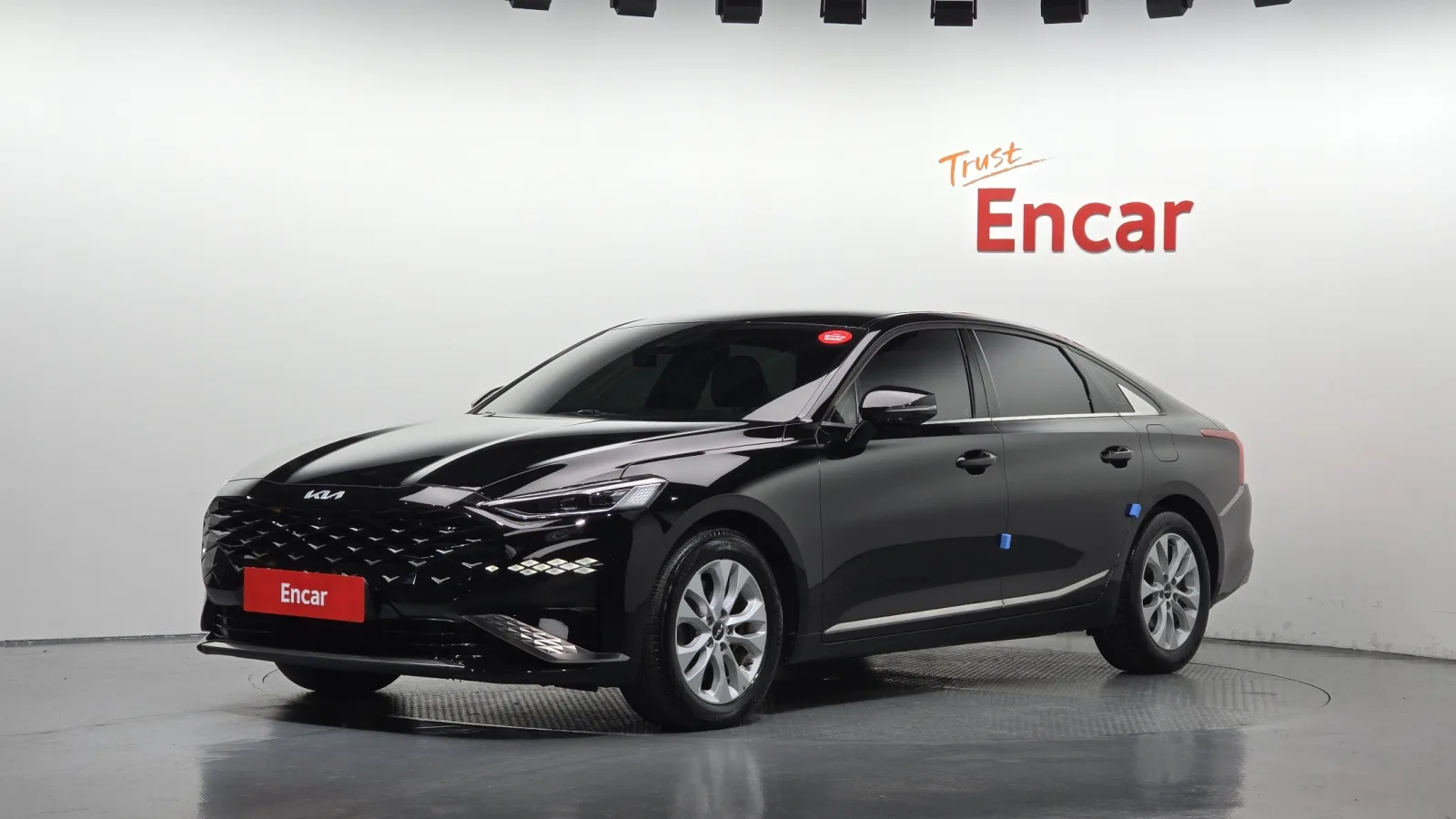 2023 Kia K8