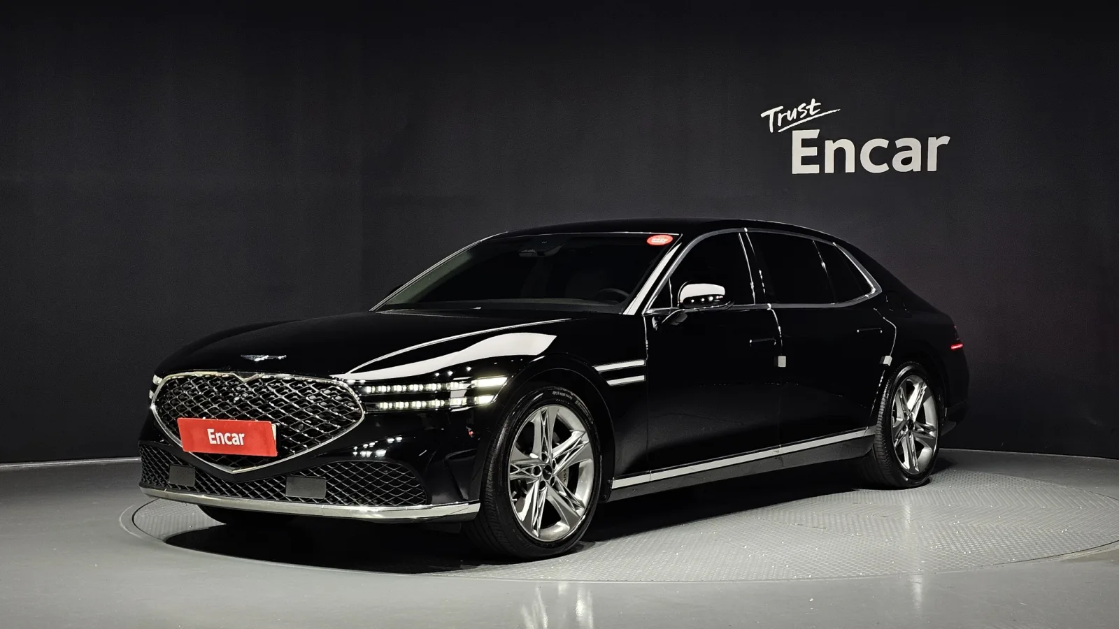 2022 Genesis G90