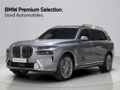 2026 BMW X7