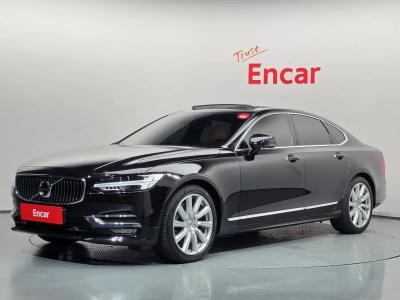 2020 Volvo S90