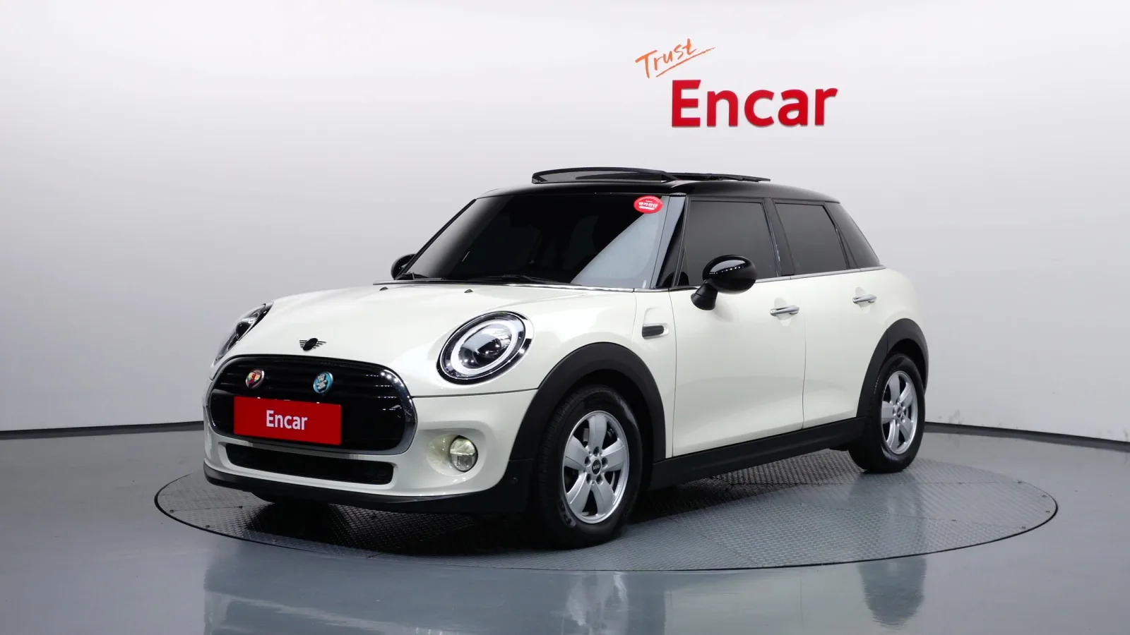 2019 MINI Cooper