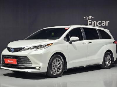 2023 Toyota Sienna