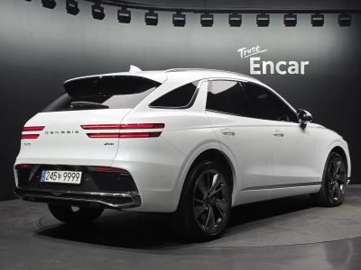 2025 Genesis GV70