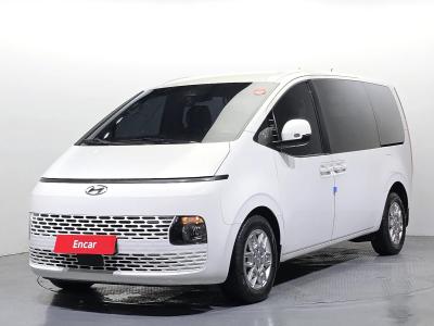 2022 Hyundai Staria