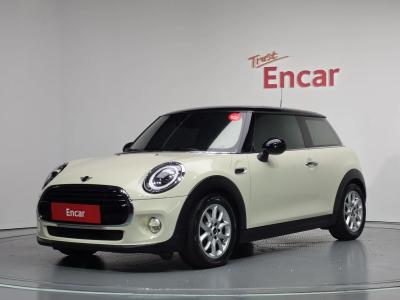 2019 MINI Cooper