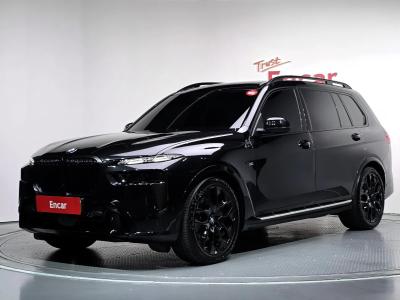 2026 BMW X7