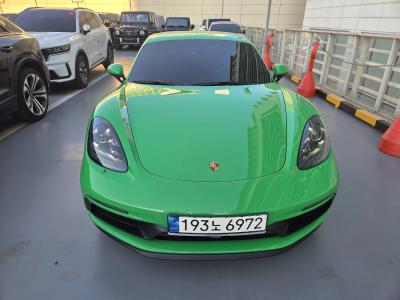 2023 Porsche 718