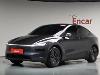 2025 Tesla Model Y