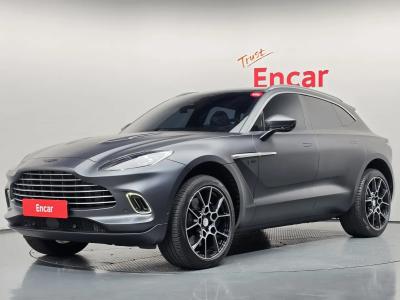 2021 Aston Martin DBX