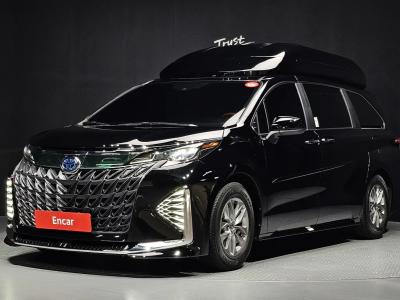 2025 Toyota Sienna