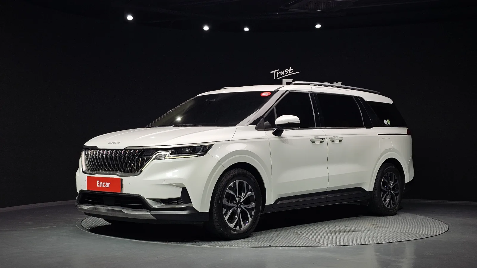 2023 Kia Carnival