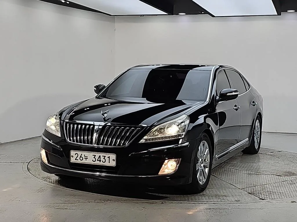 2012 Hyundai Equus