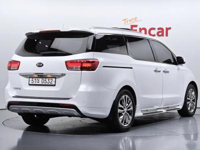 2016 Kia Carnival