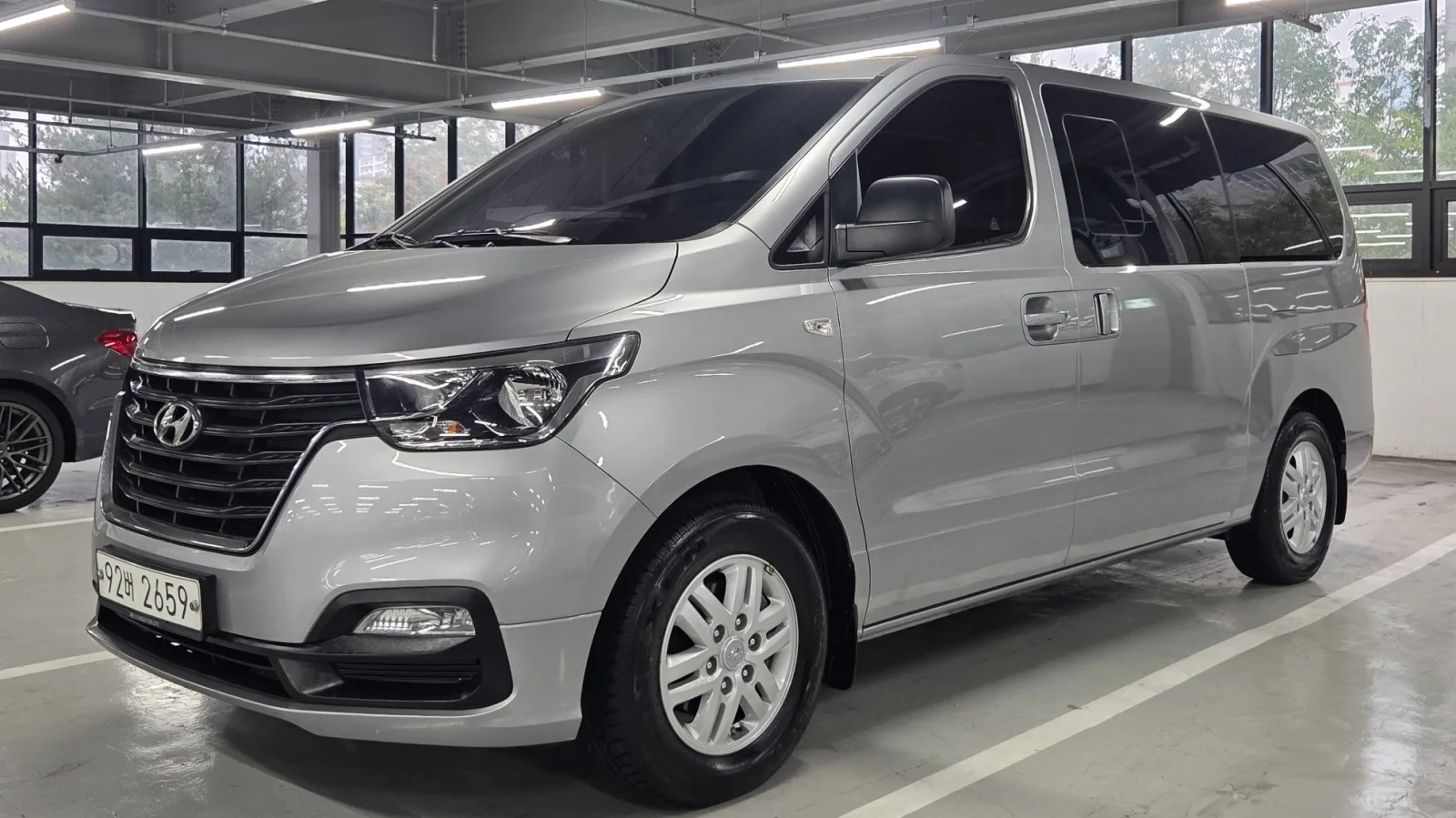 2020 Hyundai Starex