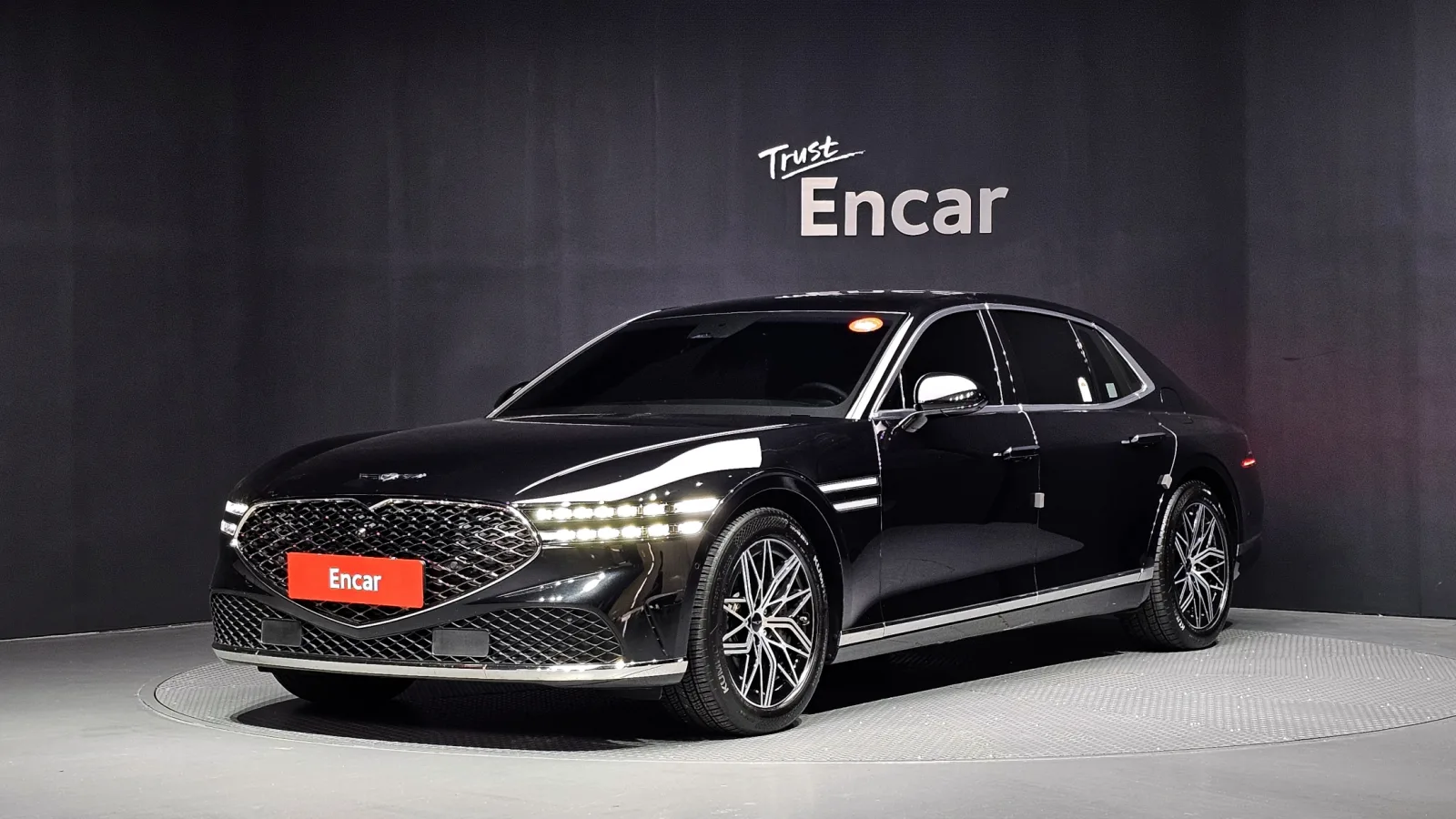 2025 Genesis G90