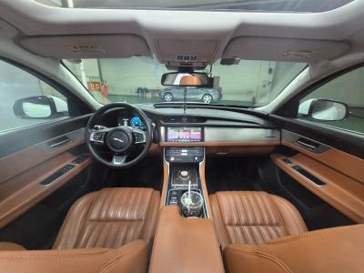 2018 Jaguar XF