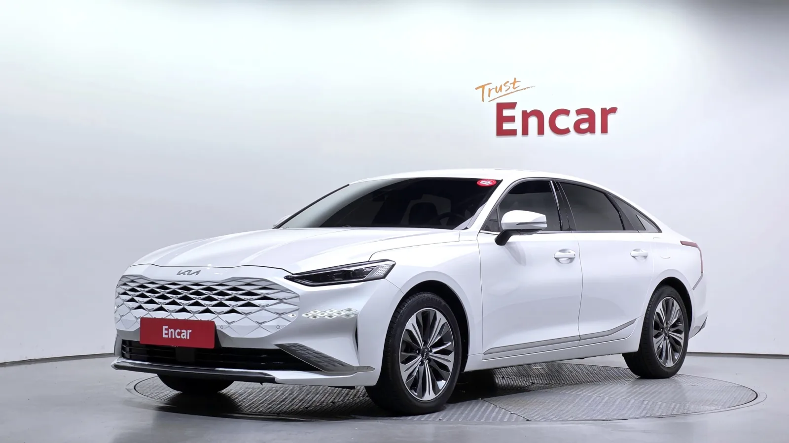 2023 Kia K8