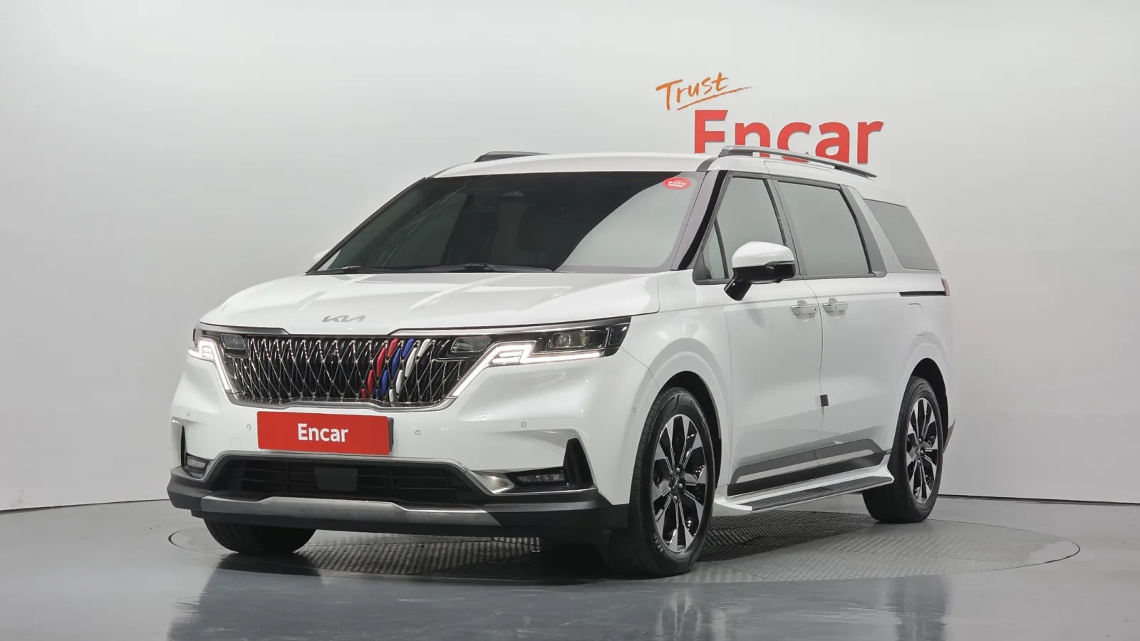 2023 Kia Carnival