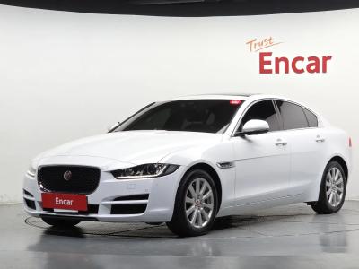 2016 Jaguar XE