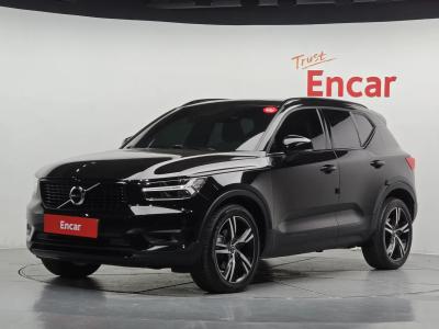 2021 Volvo XC40