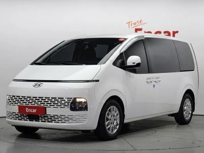 2024 Hyundai Staria