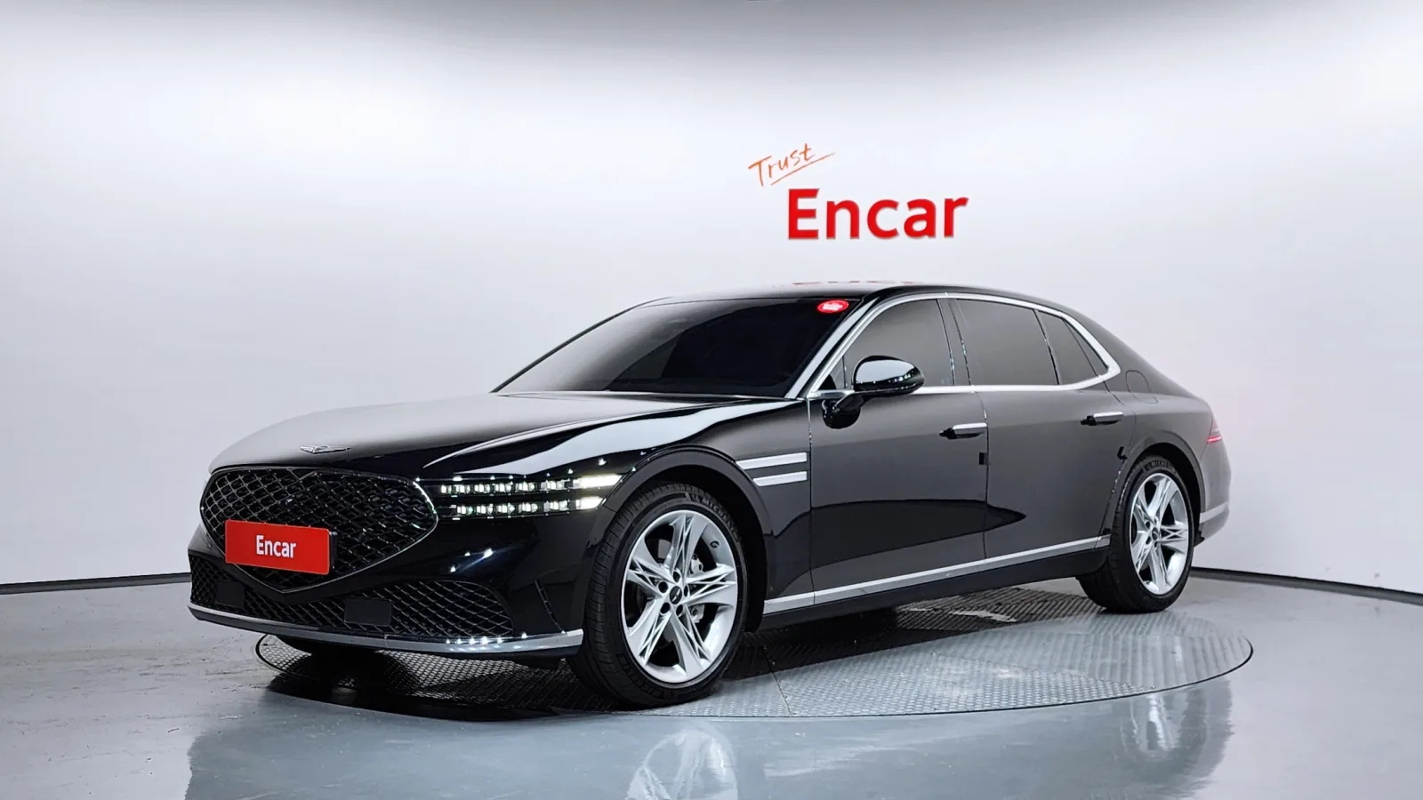 2023 Genesis G90