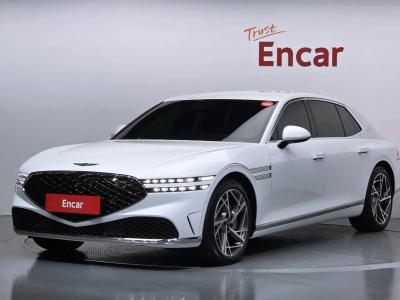 2023 Genesis G90