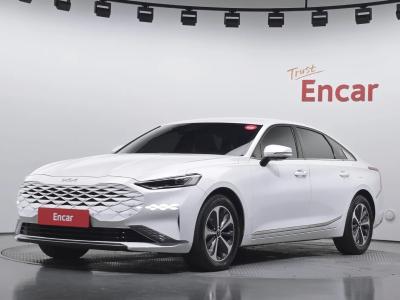 2022 Kia K8