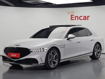 2022 Genesis G90
