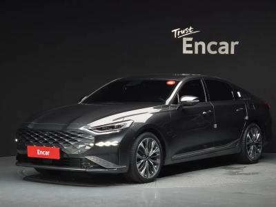 2023 Kia K8