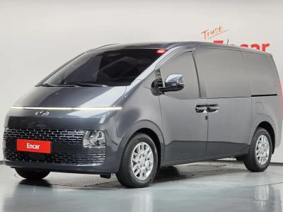 2022 Hyundai Staria