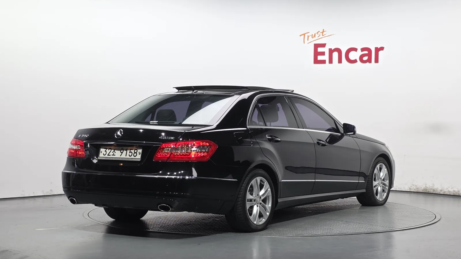 2010 Mercedes-Benz E-Class