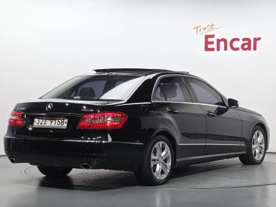 2010 Mercedes-Benz E-Class