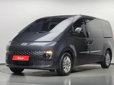 2025 Hyundai Staria