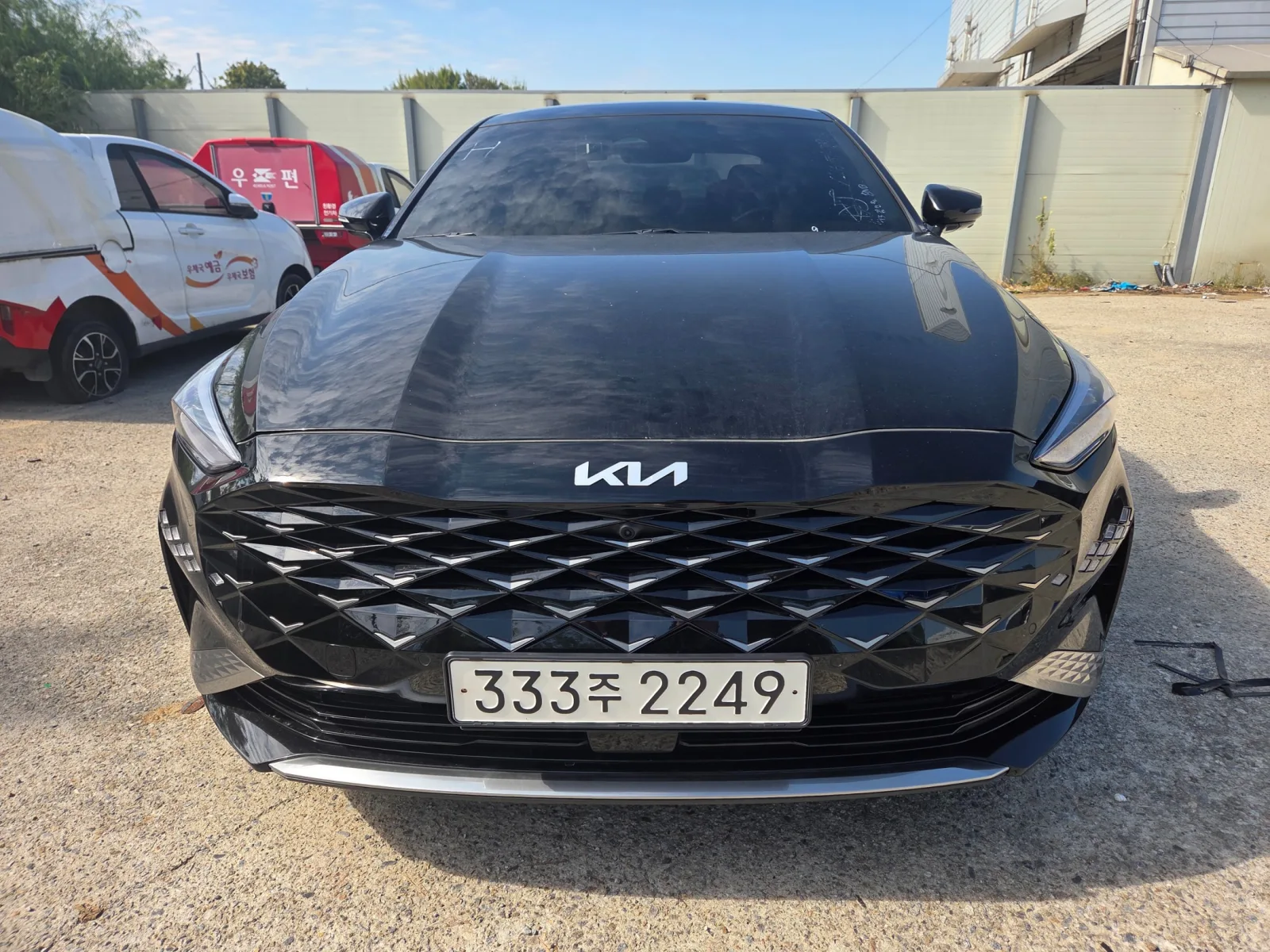 2023 Kia K8