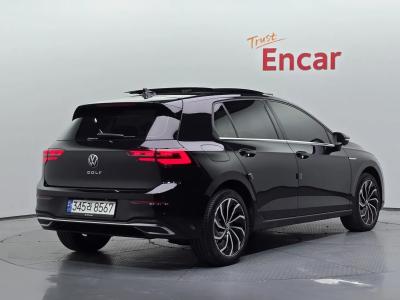 2023 Volkswagen Golf