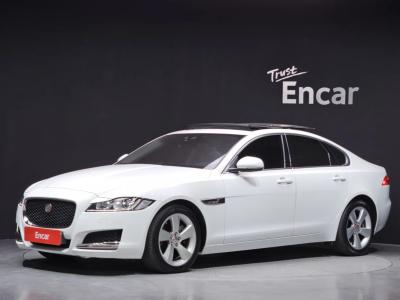 2018 Jaguar XF