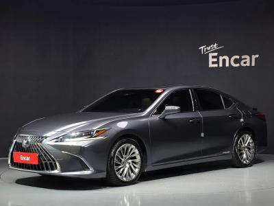 2022 Lexus ES