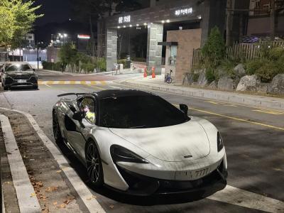 2017 McLaren 570S