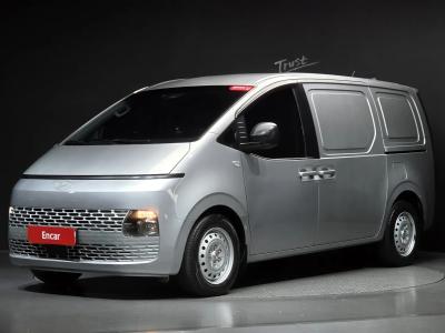 2025 Hyundai Staria