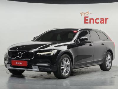 2017 Volvo V90