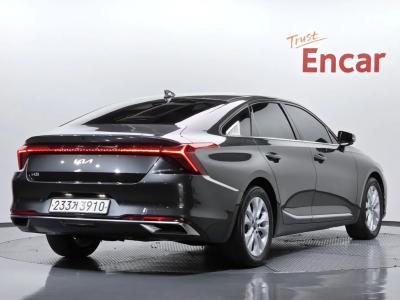 2022 Kia K8