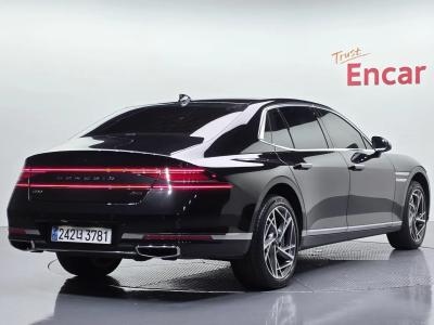 2026 Genesis G90
