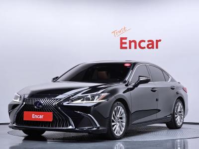 2019 Lexus ES
