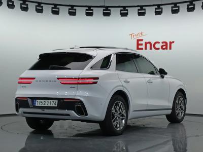 2023 Genesis GV70