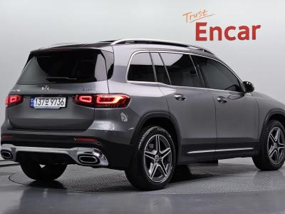 2023 Mercedes-Benz GLB-Class