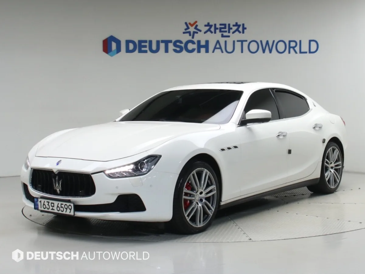 2017 Maserati Ghibli