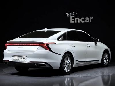 2022 Kia K8
